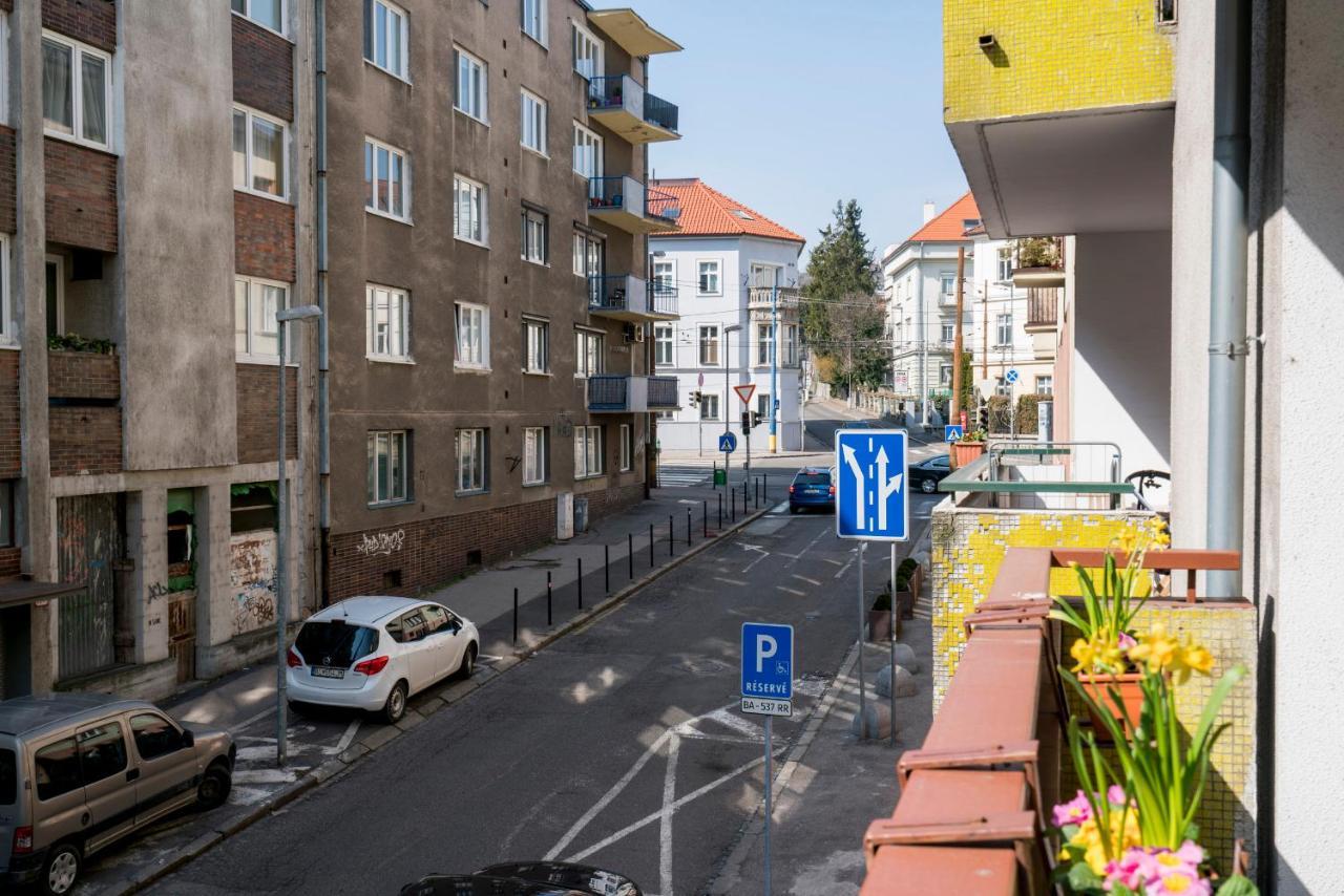 Stylish Centrally Located 1Br Apartment With Parking Bratislava Eksteriør billede